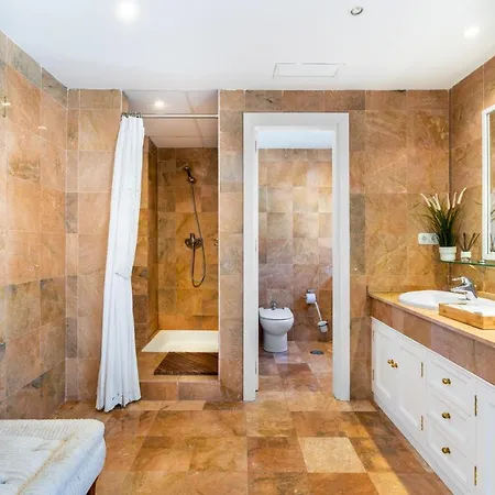 Spectacular Penthouse Puente Apartamento