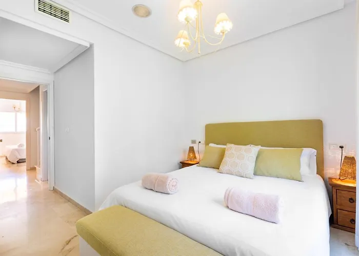 Spectacular Penthouse Puente Apartment Marbella