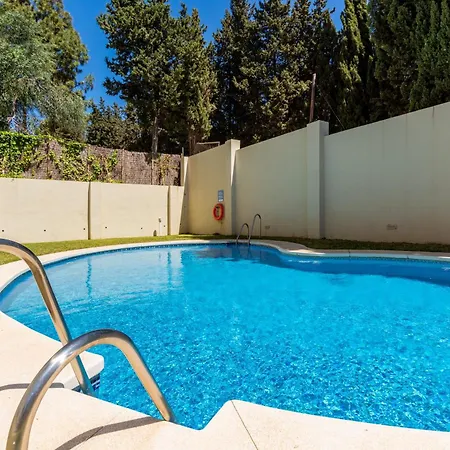 Spectacular Penthouse Puente Apartament Marbella